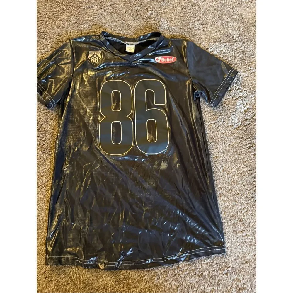 Shein brand black football-style jersey “NEW YORK 86